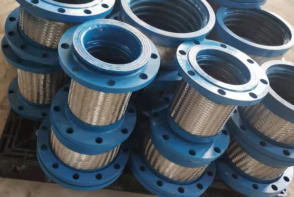 金屬軟管、補(bǔ)償器等 